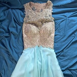 Elegant Lace and Chiffon Dress